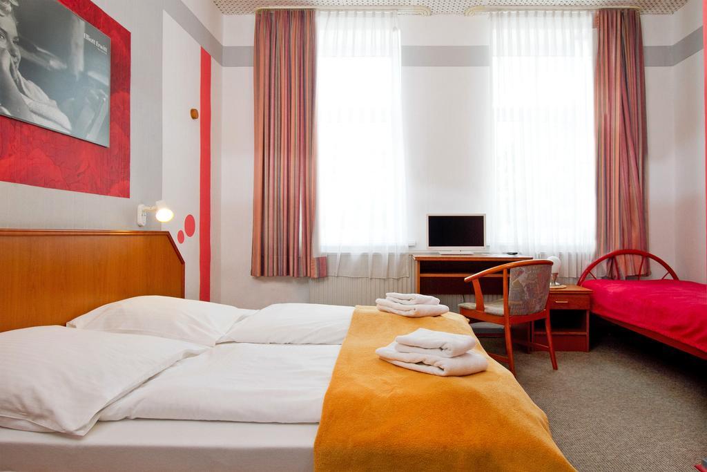 Hotel Neun 3/4 Celle Eksteriør bilde