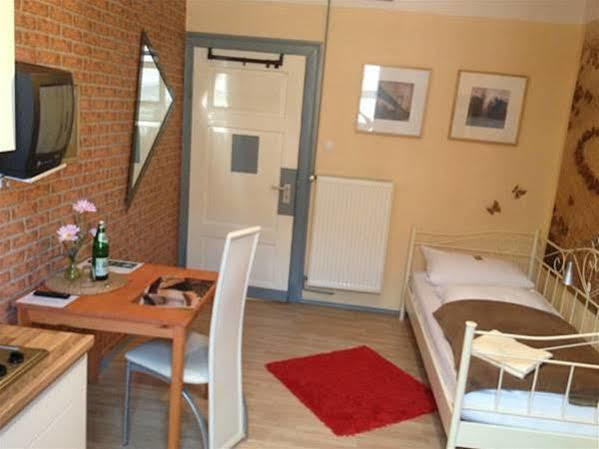 Hotel Neun 3/4 Celle Eksteriør bilde